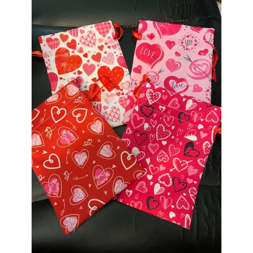 Small Drawstring Heart Themed Gift Bags